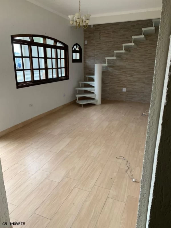 Sobrado em PERUS — foto 2