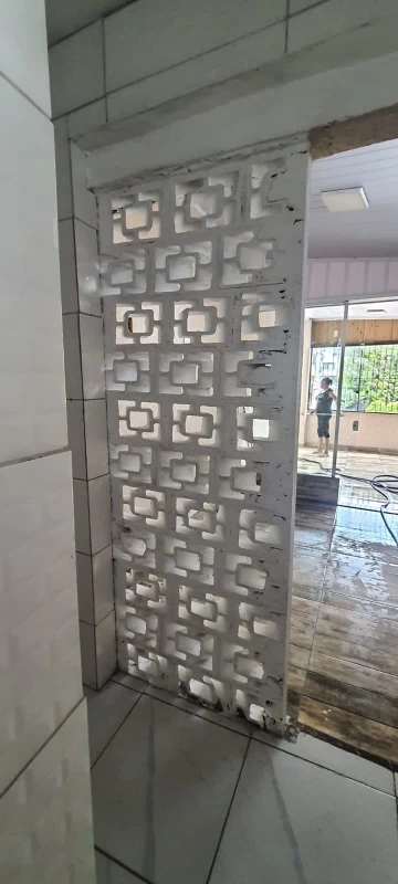Salão em PERUS — foto 4